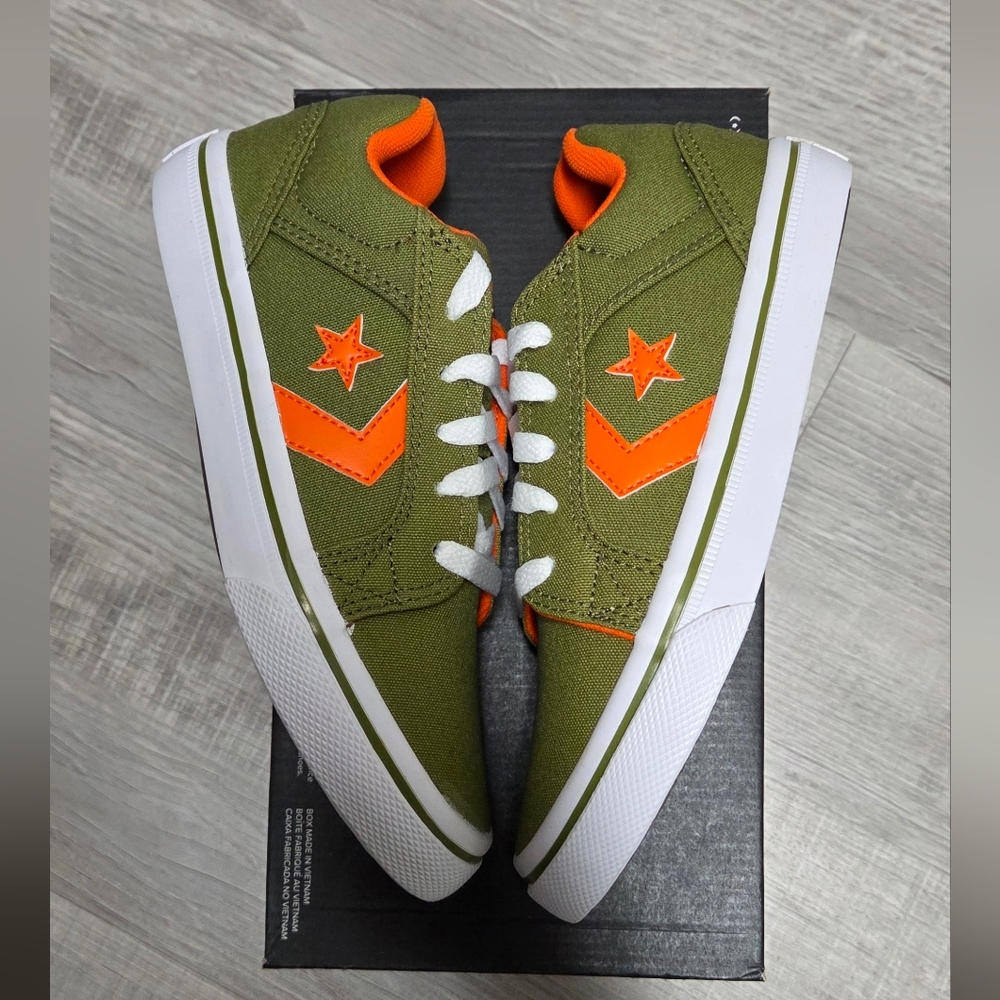 Converse Vintage Green